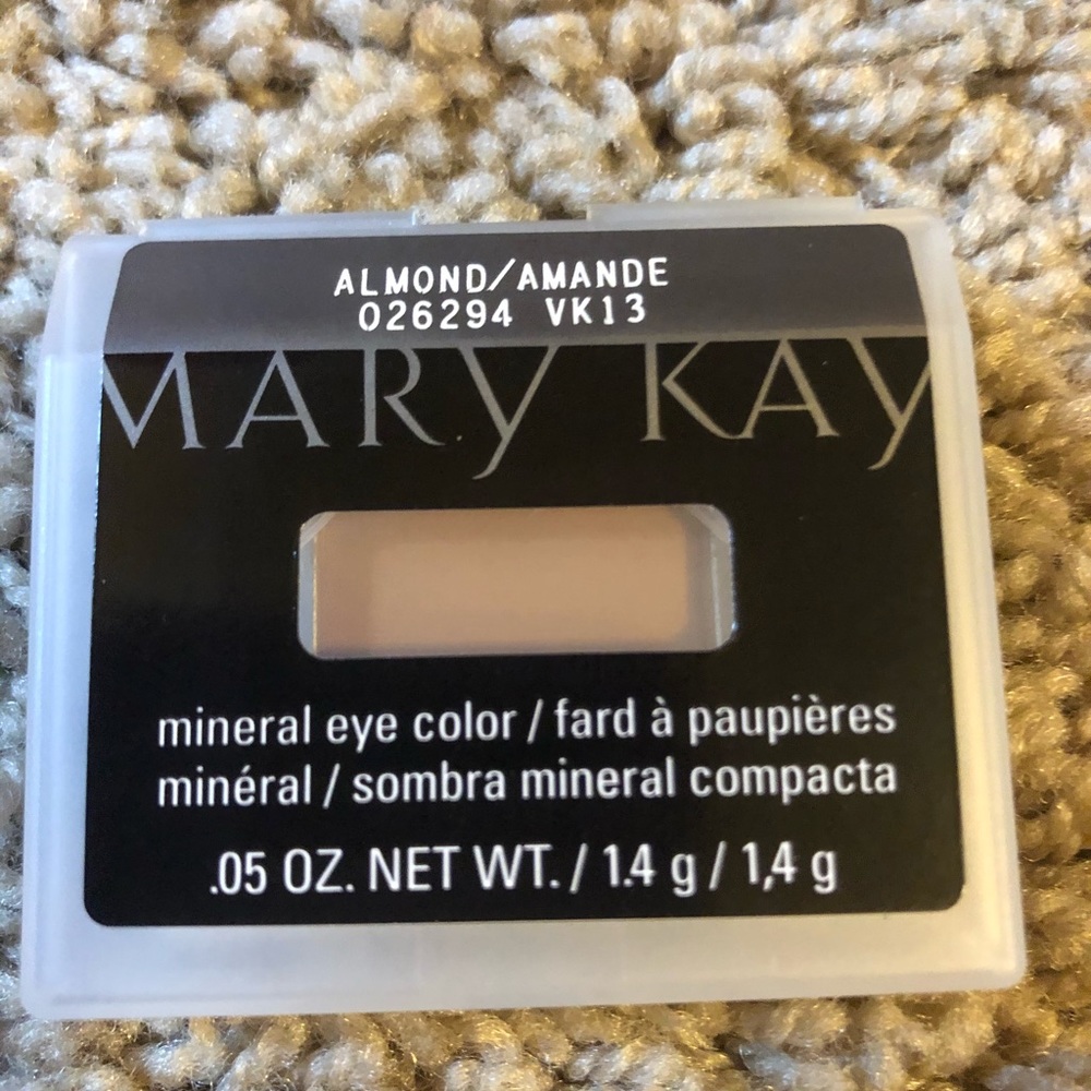 Mary Kay Mineral Eye Color Almond